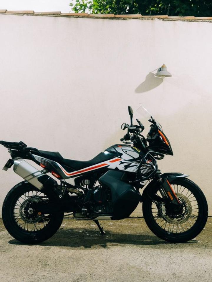 KTM 890 Adventure 2